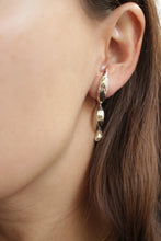 Cargar imagen en el visor de la galería, Aretes Ribbon