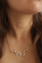 Cargar imagen en el visor de la galería, collar onda