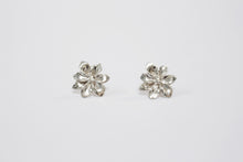 Cargar imagen en el visor de la galería, Aretes lirio