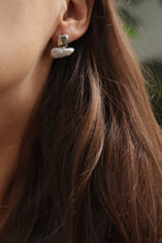 Cargar imagen en el visor de la galería, Aretes nube