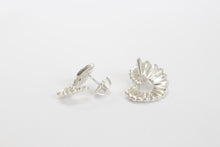 Cargar imagen en el visor de la galería, Aretes Unfold