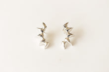 Cargar imagen en el visor de la galería, Aretes Picos