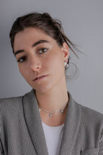 Cargar imagen en el visor de la galería, Aretes Unfold