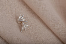 Cargar imagen en el visor de la galería, Aretes Abanico Mini