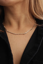 Cargar imagen en el visor de la galería, Collar Bone
