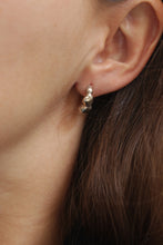 Cargar imagen en el visor de la galería, arracadas rezuma
