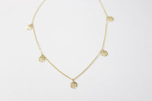 Cargar imagen en el visor de la galería, Collar Face
